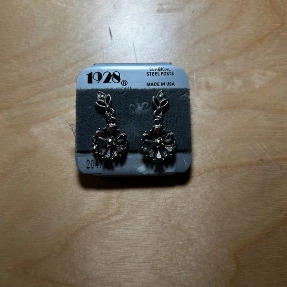 Art deco earrings - Picture 3 of 3